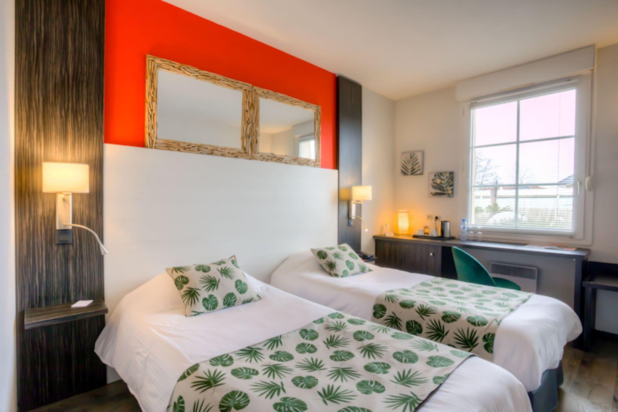The Originals Boutique, Hotel Le Pillebois, Bourg-En-Bresse Nord Malafretaz 外观 照片