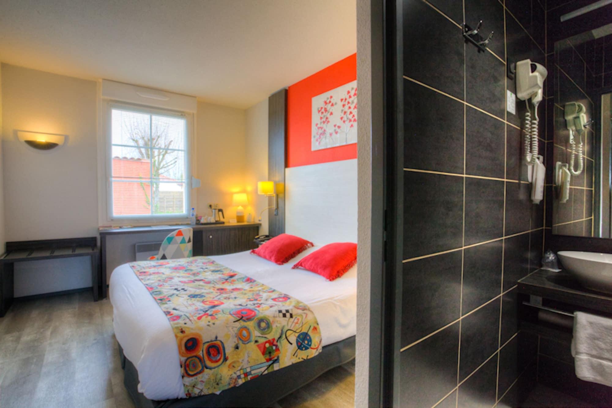 The Originals Boutique, Hotel Le Pillebois, Bourg-En-Bresse Nord Malafretaz 外观 照片