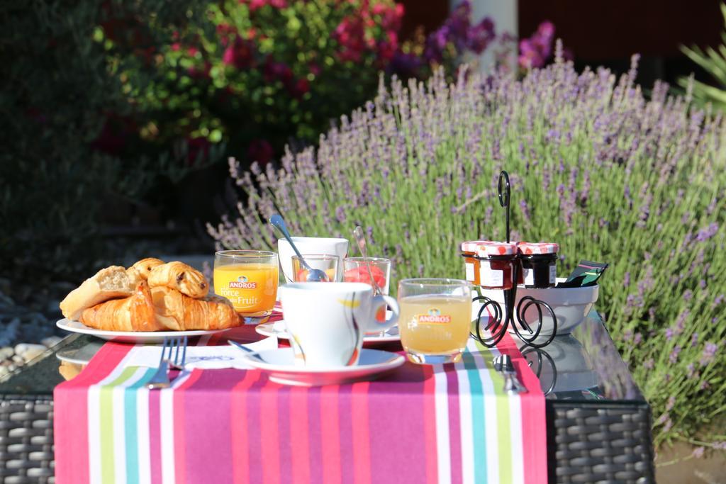 The Originals Boutique, Hotel Le Pillebois, Bourg-En-Bresse Nord Malafretaz 外观 照片