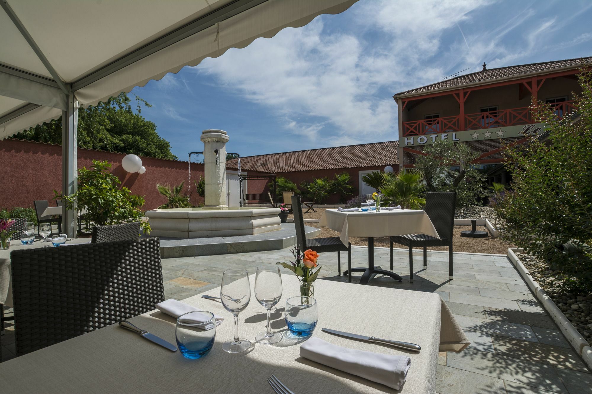 The Originals Boutique, Hotel Le Pillebois, Bourg-En-Bresse Nord Malafretaz 外观 照片