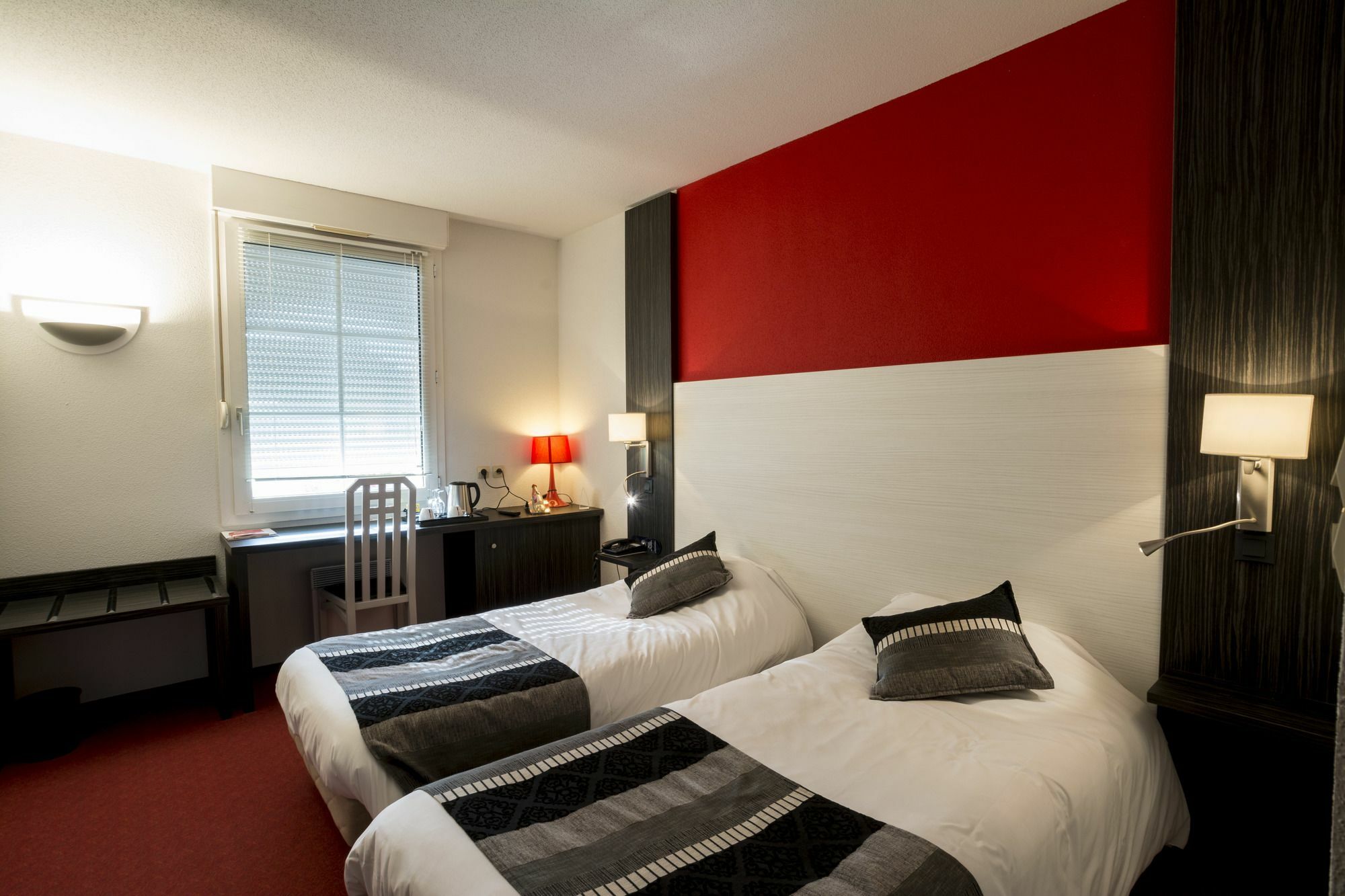 The Originals Boutique, Hotel Le Pillebois, Bourg-En-Bresse Nord Malafretaz 外观 照片